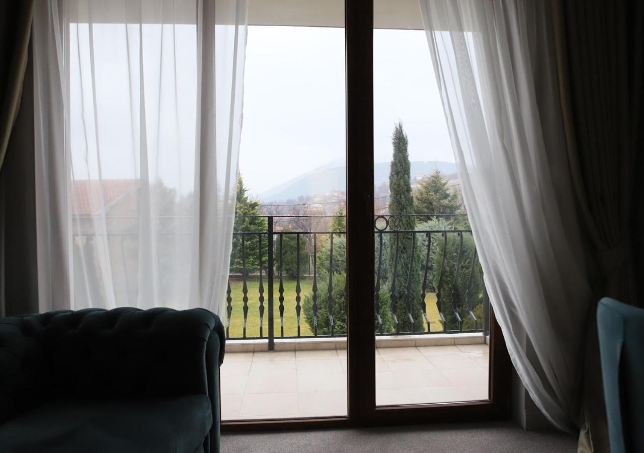 Monte Vedetta Hotell Sliven Exteriör bild