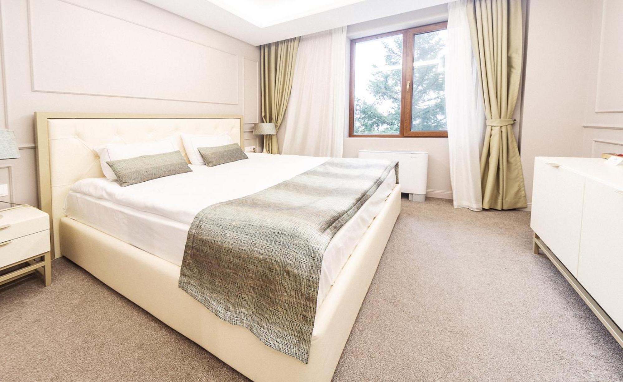 Monte Vedetta Hotell Sliven Exteriör bild