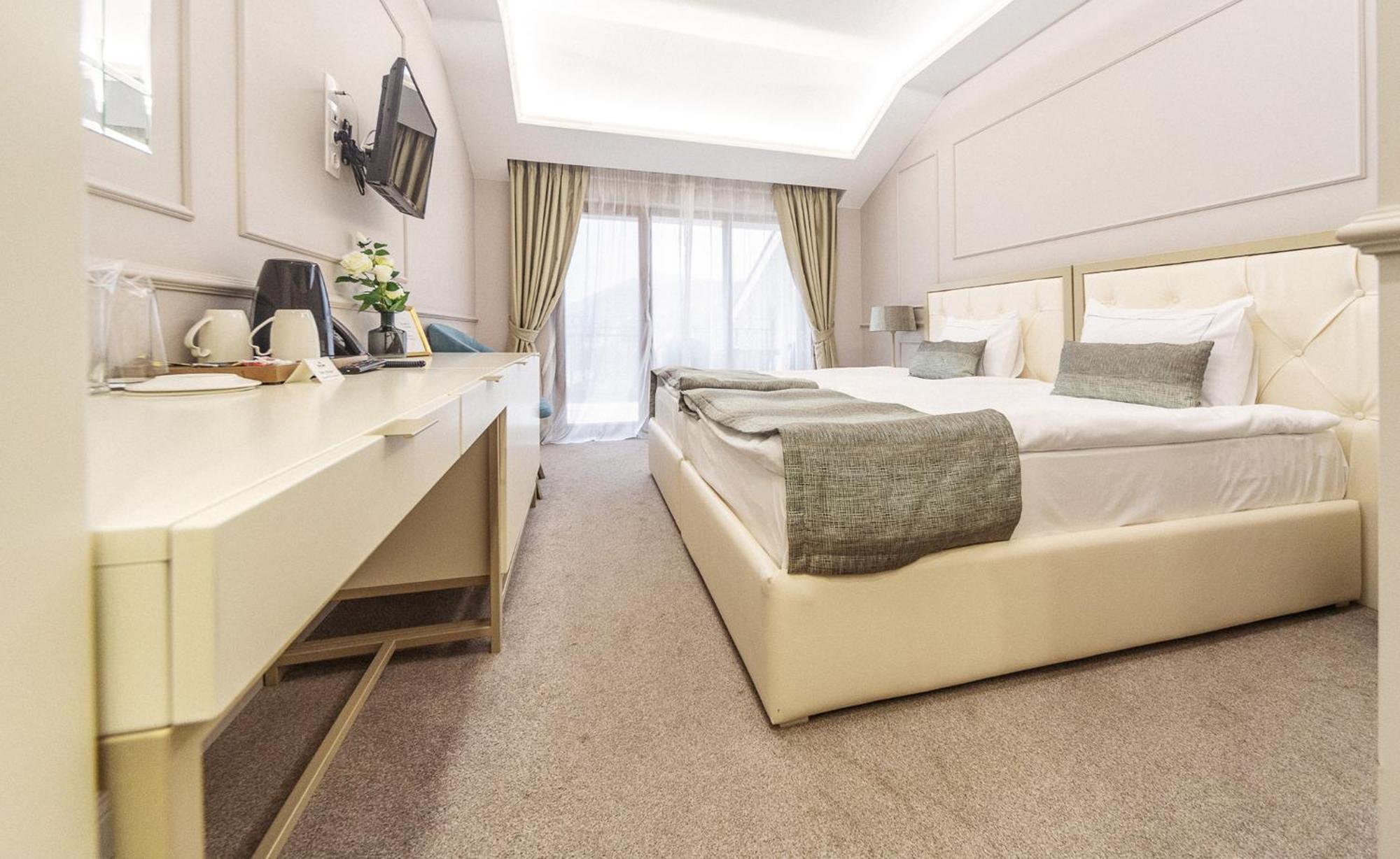 Monte Vedetta Hotell Sliven Exteriör bild